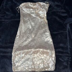 gold sequin strapless dress
